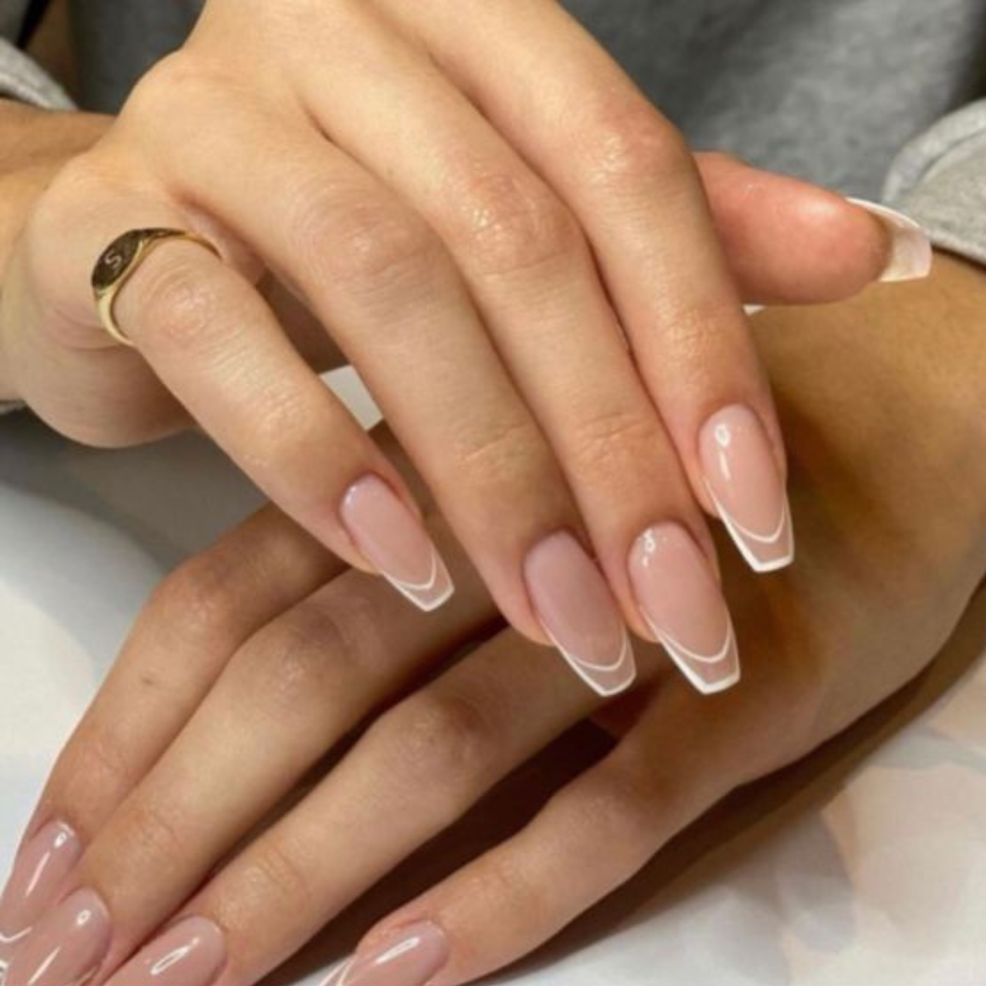 The Art of French Nails: A Guide to Mastering the Classic Look - 8