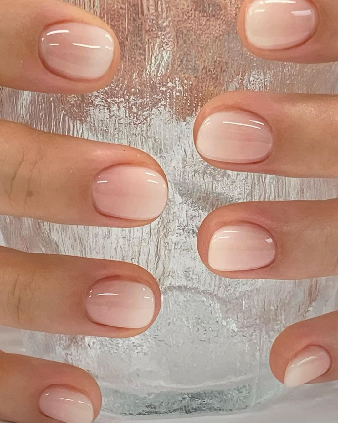 Exploring Minimalist Nails: The Ultimate Guide to Simplistic Elegance - 1