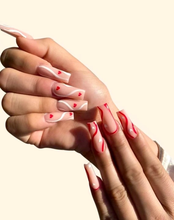 Valentine's Nails: Romantic and Stylish Ideas for the Perfect Manicure - 8