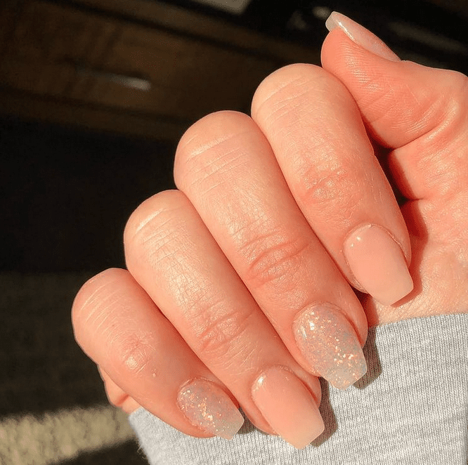 Perfect Short Acrylic Nails: A Guide to Beautiful and Stylish Choices - 7