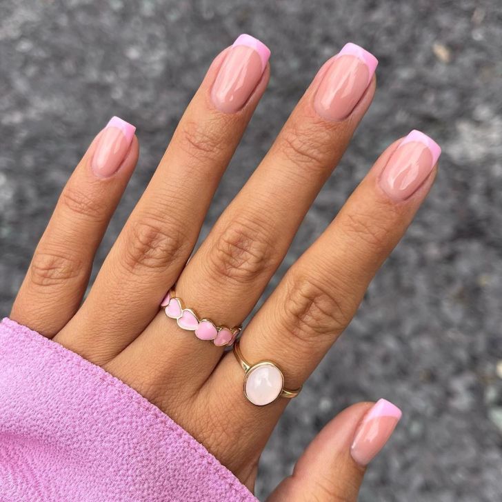 Stunning Ideas for Pink French Tip Nails - 4