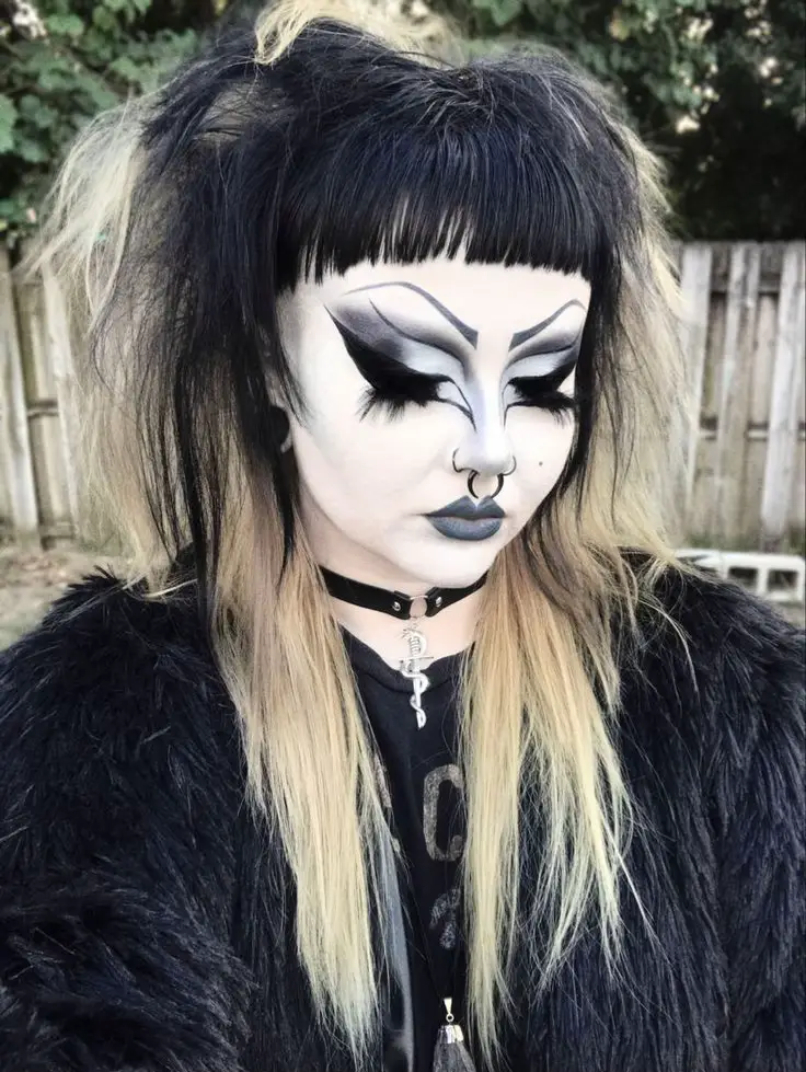 Goth Makeup: A Guide to Dark Elegance and Dramatic Looks - 7