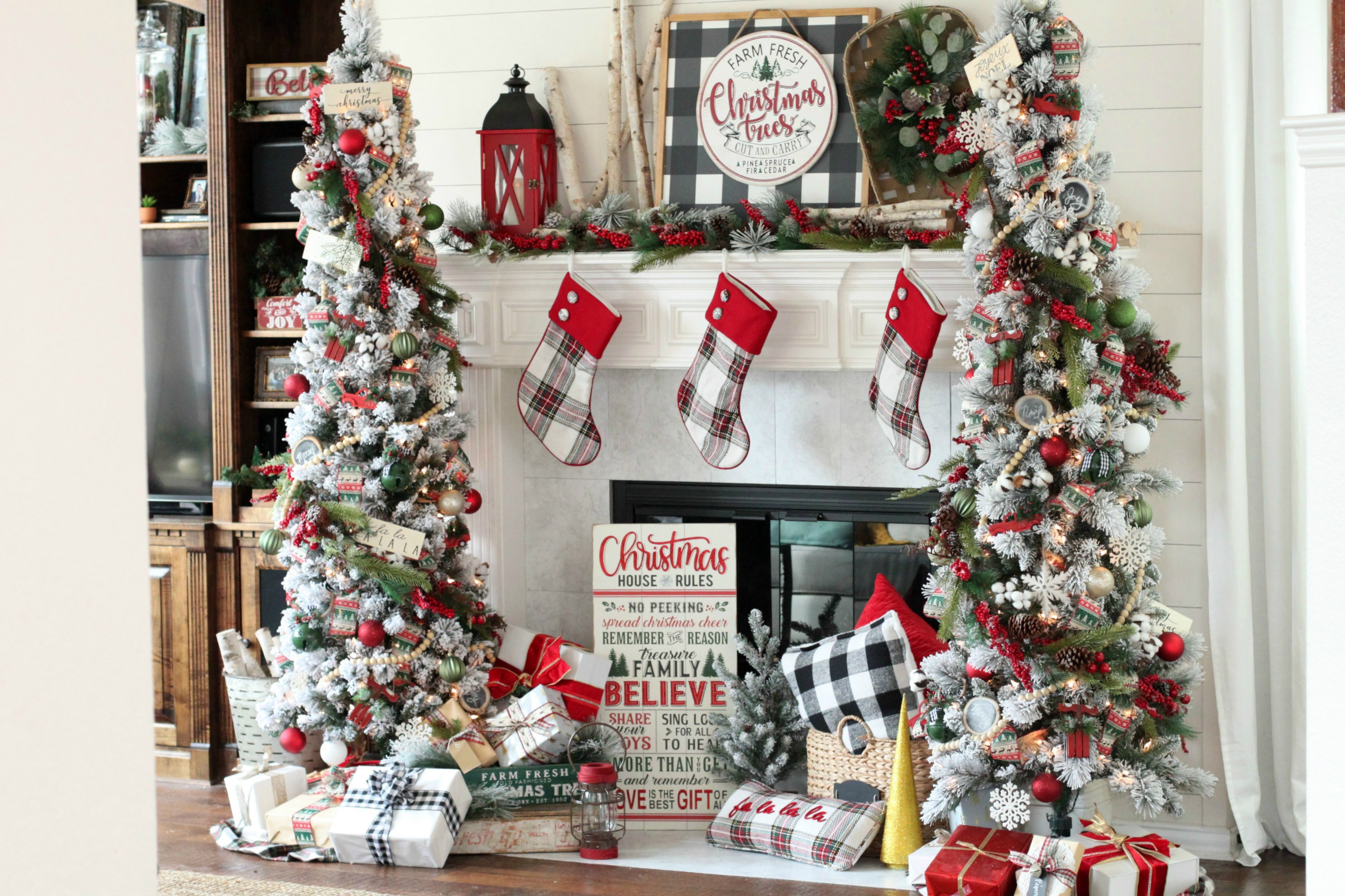 Farmhouse Christmas Tree Ideas: Bringing Rustic Charm to Your Holiday Decor - 9