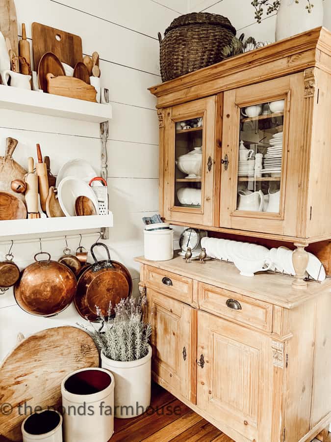 Vintage Farmhouse Decor: Timeless Charm Meets Rustic Elegance - 2