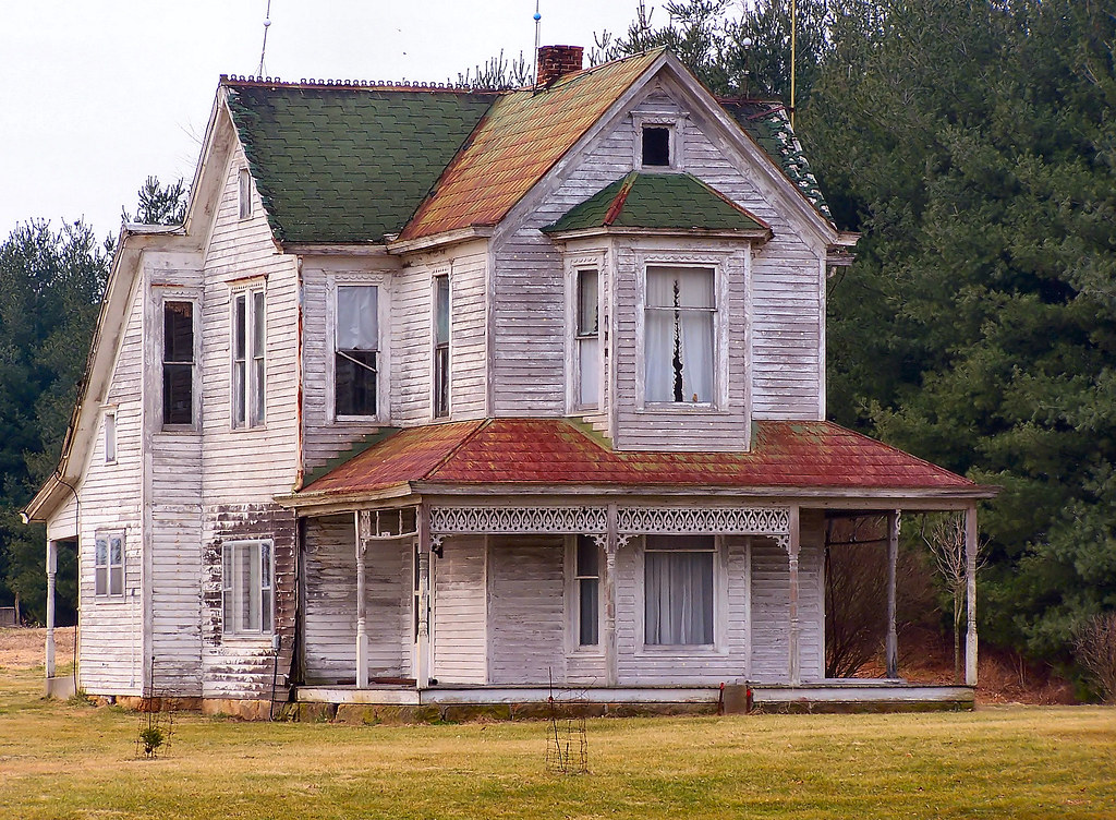 The Charm and History of an Old Farmhouse - 3