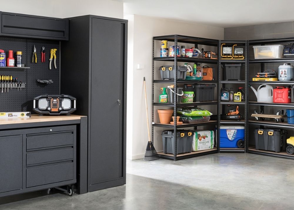 The Ultimate Guide to Maximizing Garage Storage Solutions - 2