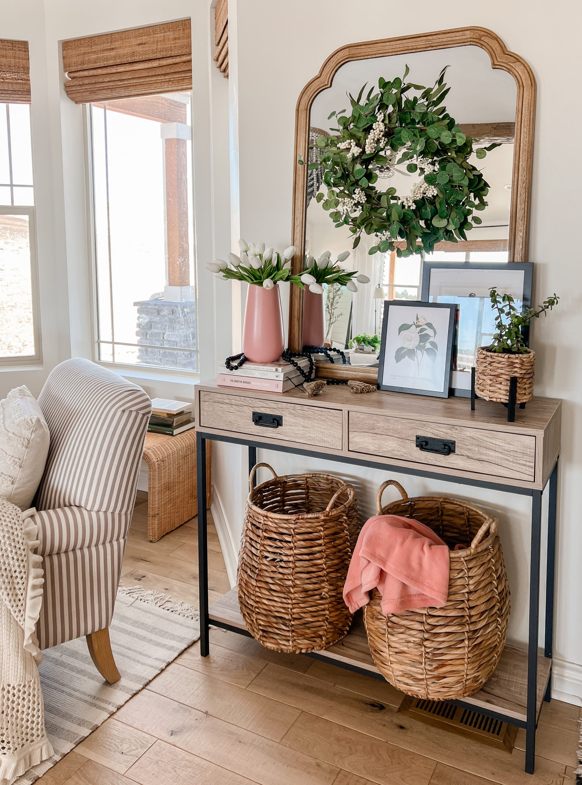  Ultimate Guide to Entryway Decor: Transforming Your Space for a Lasting First Impression - 10