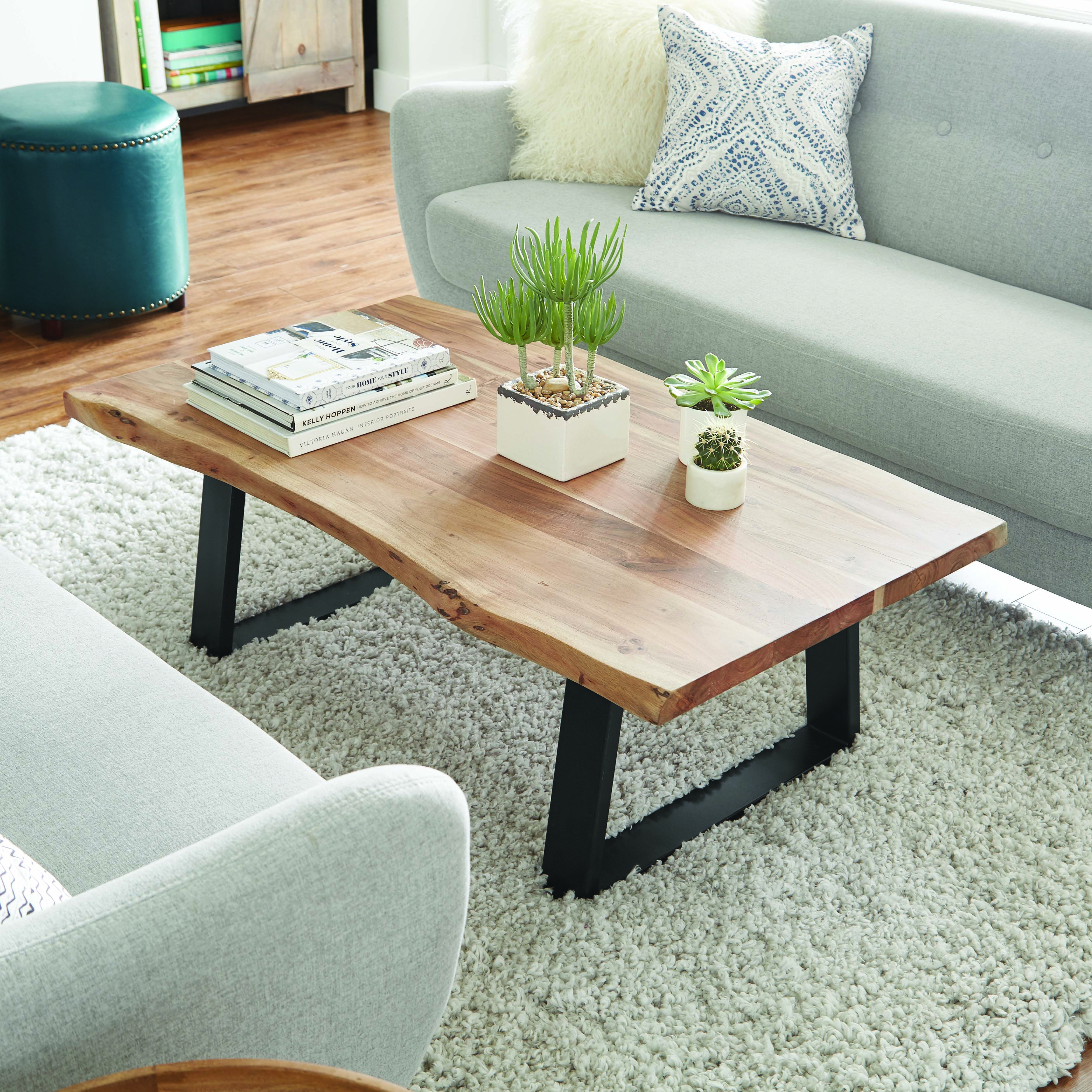 10 Creative Ways to Style a Wooden Table for Every Space - 8